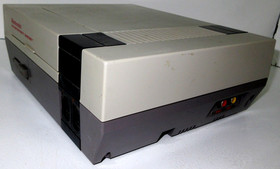 1985 Nintendo Entertainment System NES-001 Console  CONTROL DECK - PARTS ONLY