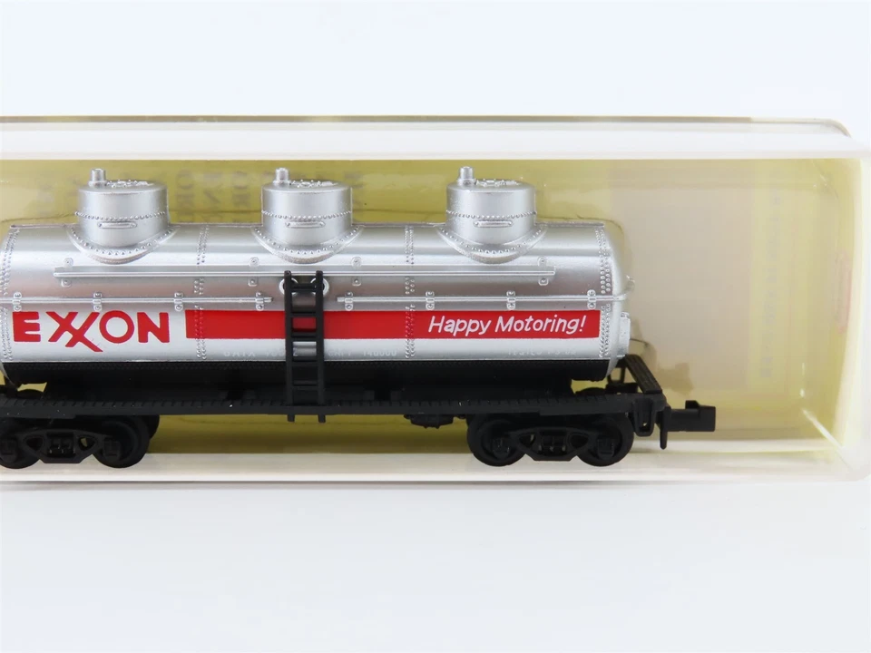 N Scale Model Power 3411 GATX Exxon 3-Dome Tank Car #46312 - Image 3 of 4
