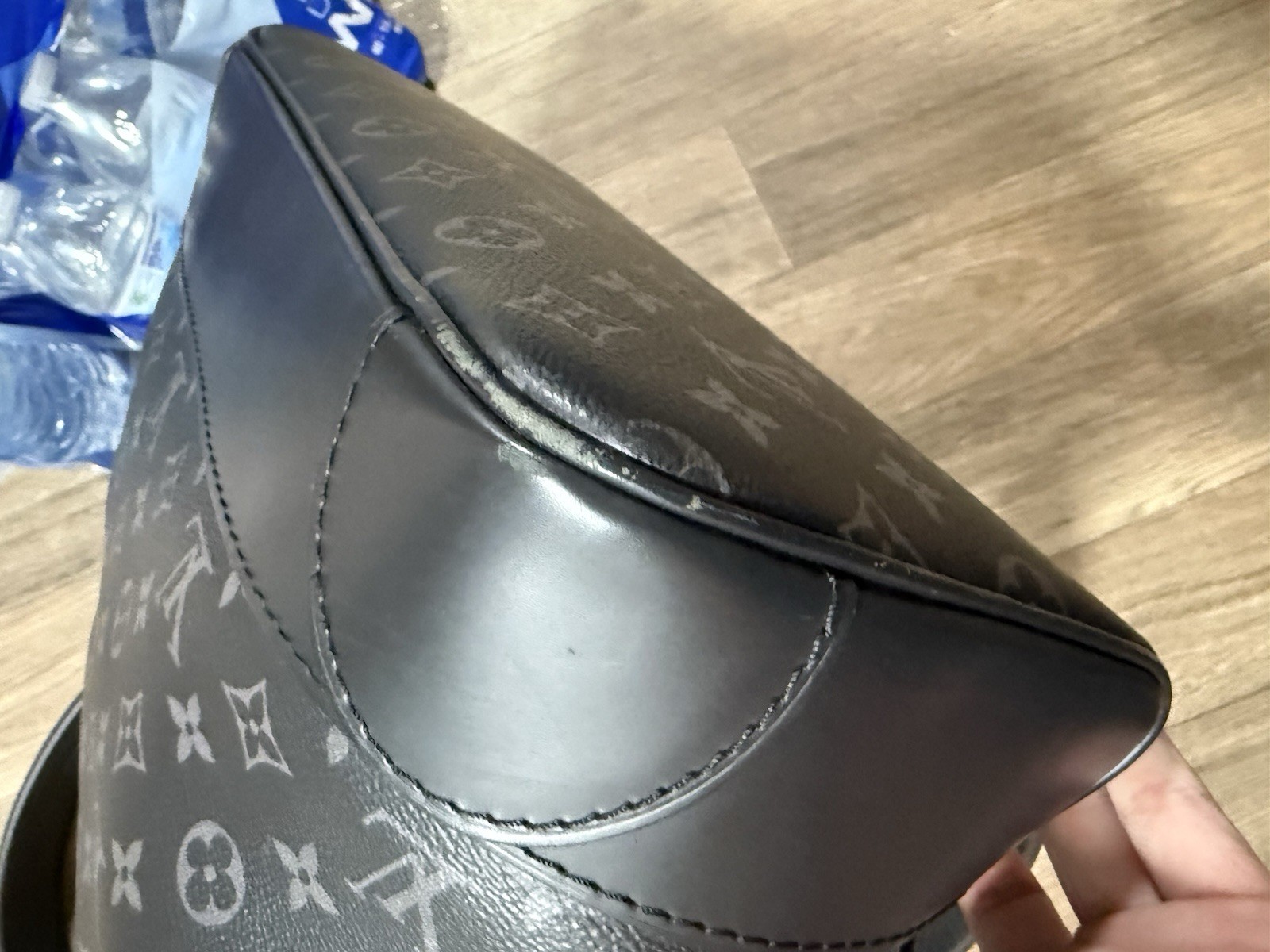 Authentic Louis Vuitton Monogram Eclipse Steamer … - image 9