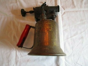 antigue-blow-torch-brass-wood-handle-collectible-solder