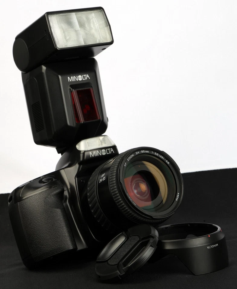 Minolta Alpha 300si AF 35mm Film SLR c/w AF Zoom 24-85/3.5-4.5 Lens & Flash Kit - Image 3 of 4