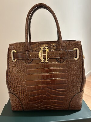 amira.bessette_7215436650766159110