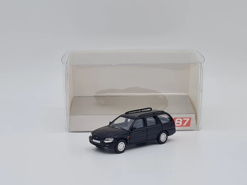 Ford Escort MKVII Turnier - PCX87 - 1:87 1/87 - Immagine 2 di 3