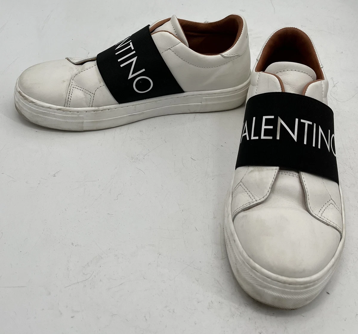 Mario Valentino, Shoes, Shoes