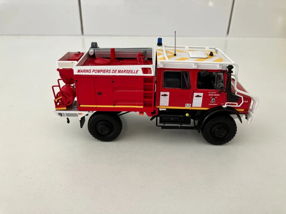 camion de pompier mercedes unimog u 5000 norev1/43 marins pompiers de marseille - Photo 3/4