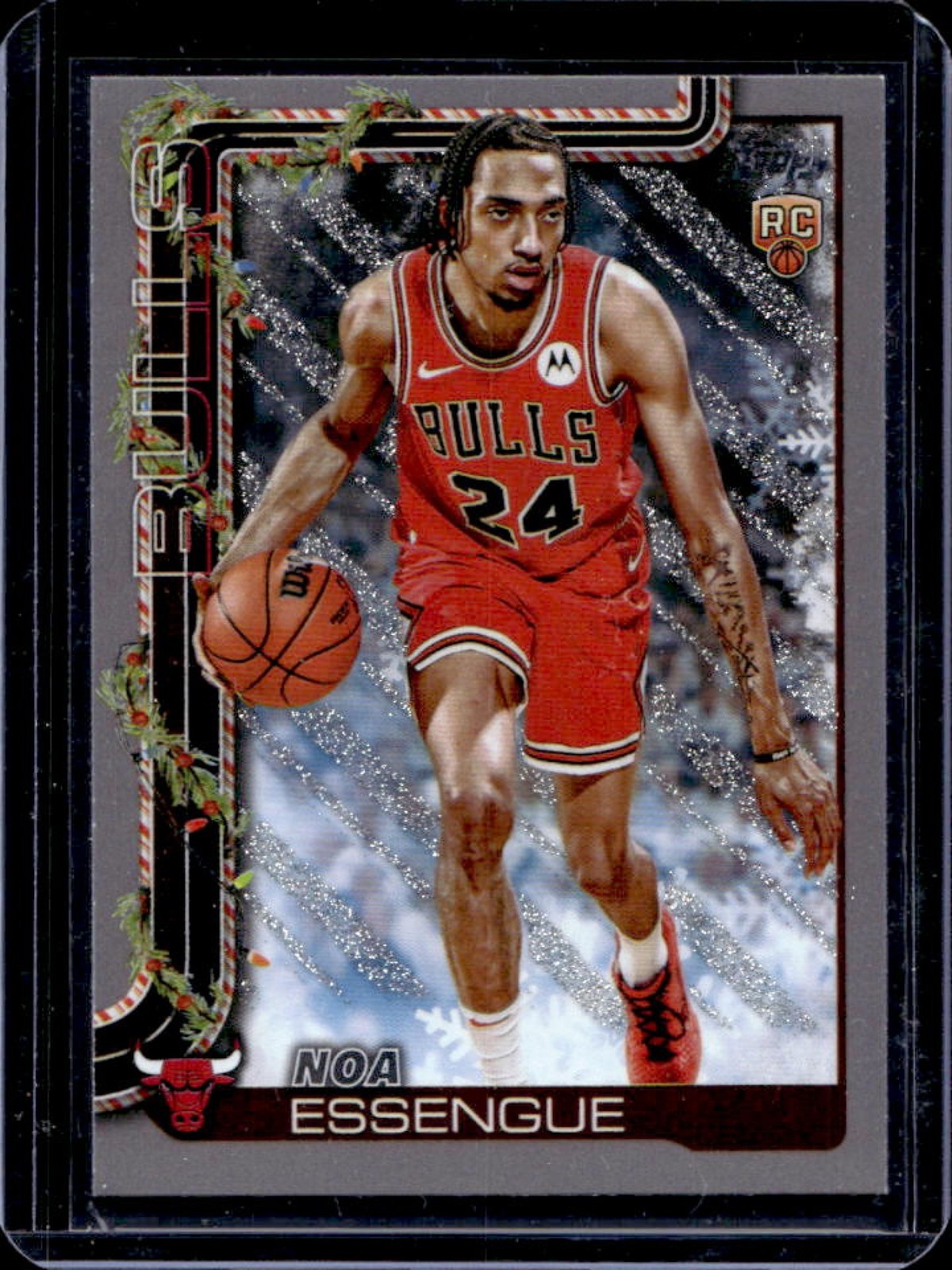 2025-26 Topps Holiday Noa Essengue RC Glitter Rookie #H172 Bulls