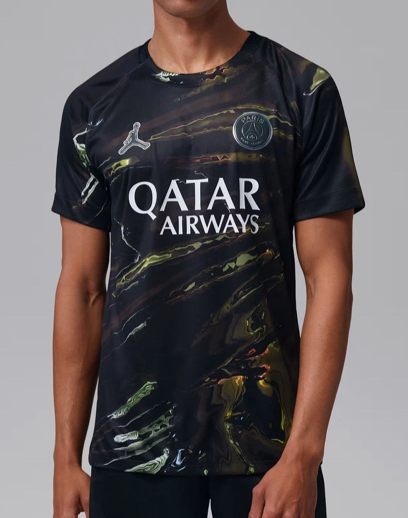 Nike Paris Saint-Germain Black International Club Soccer Fan