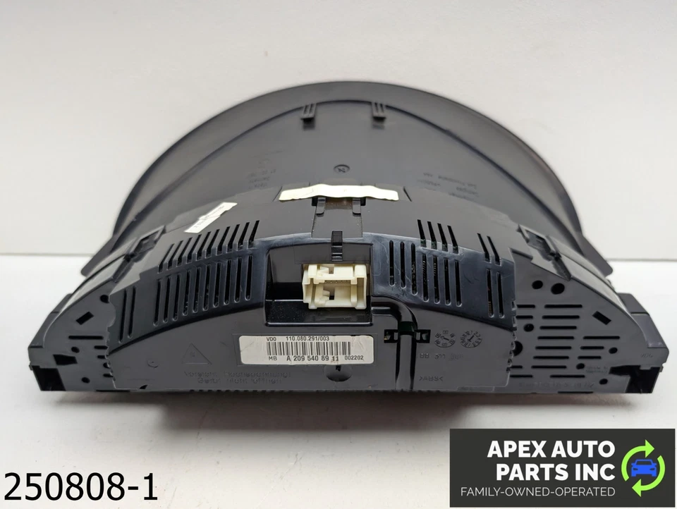 Cuadro de instrumentos velocímetro Mercedes CLK350 2006-2009 FABRICANTE DE EQUIPOS ORIGINALES 3,5 L Foto 4 de 4