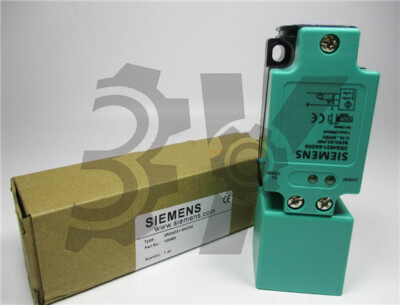 1PC New Siemens Proximity Switch Sensor 3RG4031-6AD00