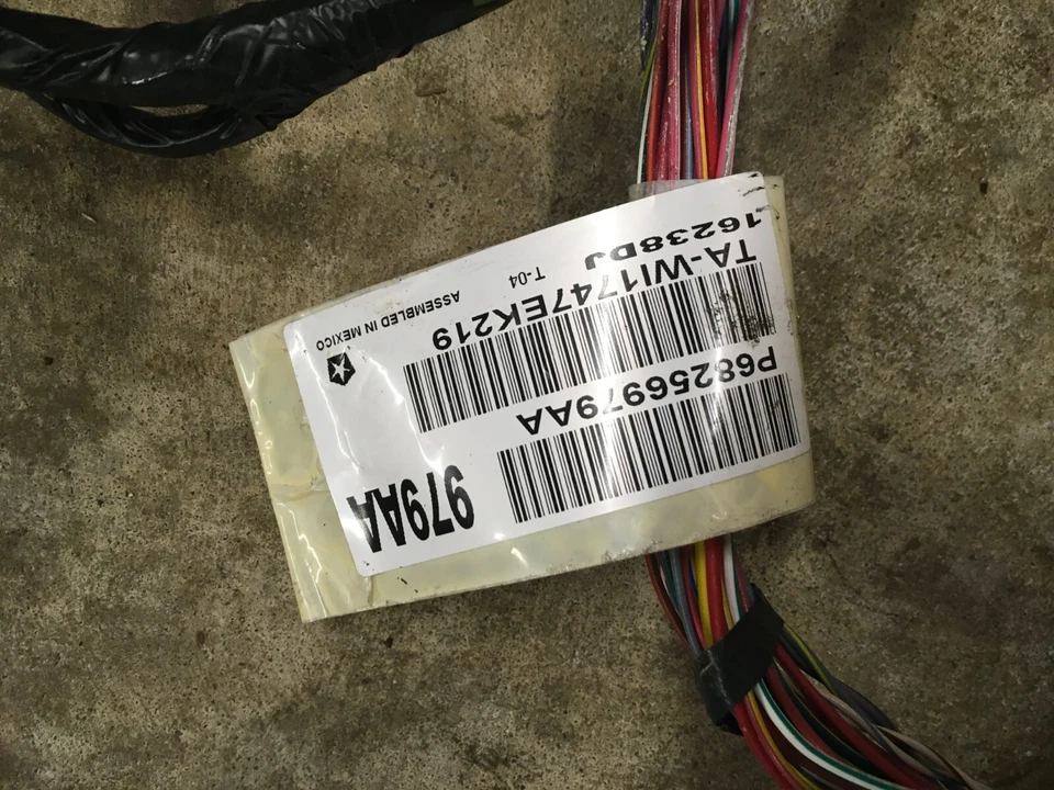 2015- 2019 DODGE GRAND CARAVAN Instrument Panel Wiring Harness Mopar OEM . - Image 2 of 4