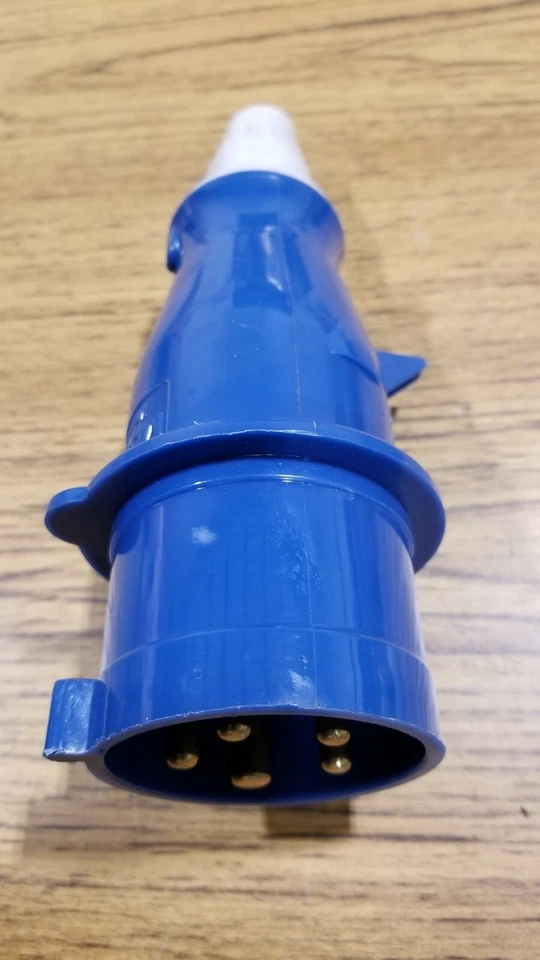 Enchufe Mennekes 269 Foto 2 de 3