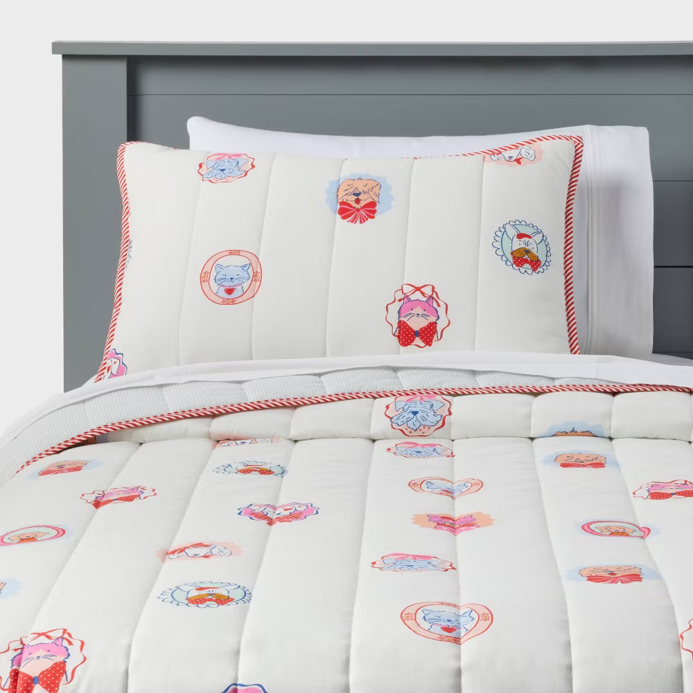 Full/Queen Patisserie Pet Shoppe Kids' Quilt Set - Pillowfort