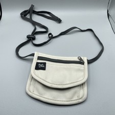 Eagle Creek Undercover Neck Pouch Wallet Travel Security Money Beige