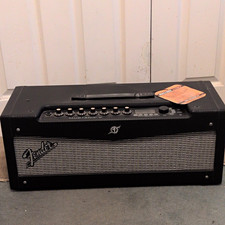 Fender Mustang V 350W Modelling Amp Head With Foot Switch