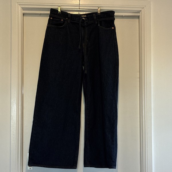 LEVIS Ladies Straight Wide Leg