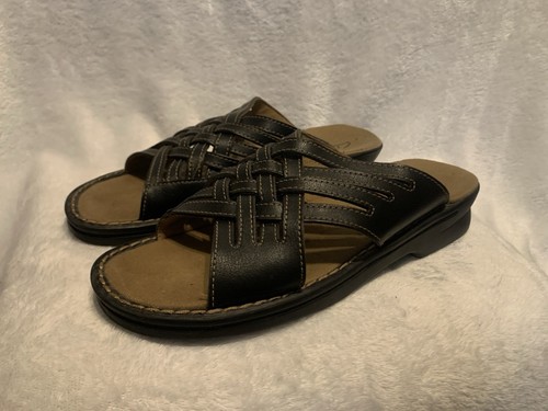 Clarks Shoes | Clarks Lexi Selina Size 8 Black Leather Criss Cross Wedge Sandals