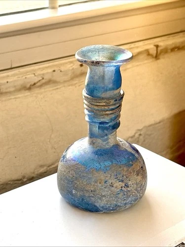 Murano Scavo Roman Revival 5.5" Iridescent Texture Vase  1960s Italy