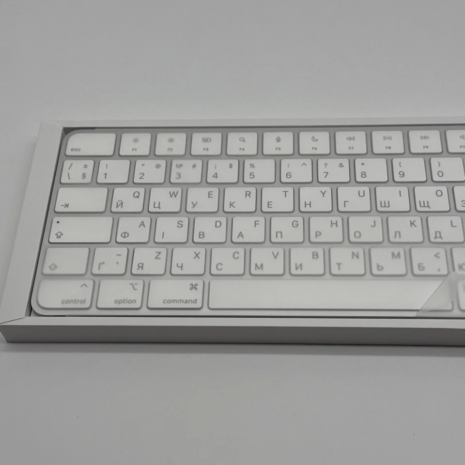 UKRANIAN LAYOUT - APPLE MAGIC KEYBOARD WITH TOUCH ID & NUMERIC KEYPAD A2520 - Image 2 of 4