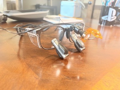 Q-Optics 4.0x Dental Loupes w/ LED Headlight, Battery & Charger - Excellent