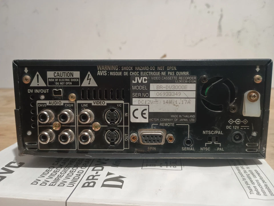 JVC BR-DV 3000E MINI-DV RECORDER PROFESSIONALE - Bild 2 von 4