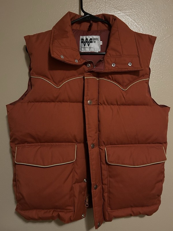 White Fir Puffer Vest Size Medium