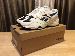 reebok aztrek plus