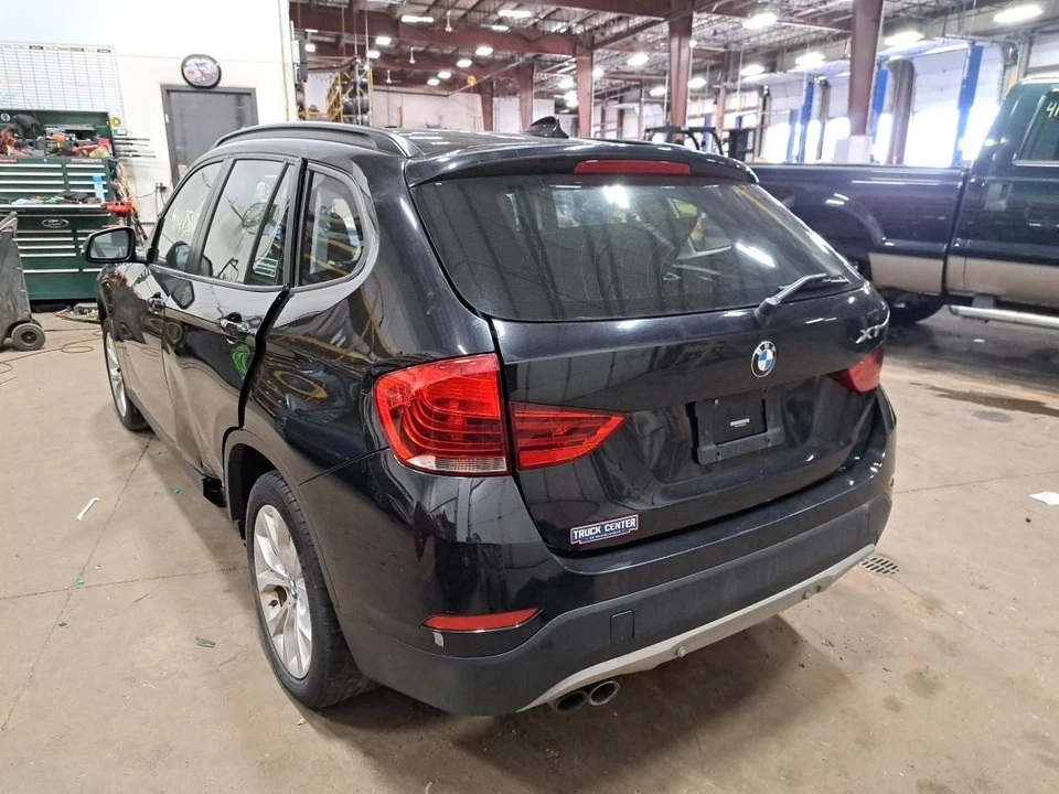 Cilindro maestro de freno 2014 X1 Sku#4140849 Foto 2 de 4