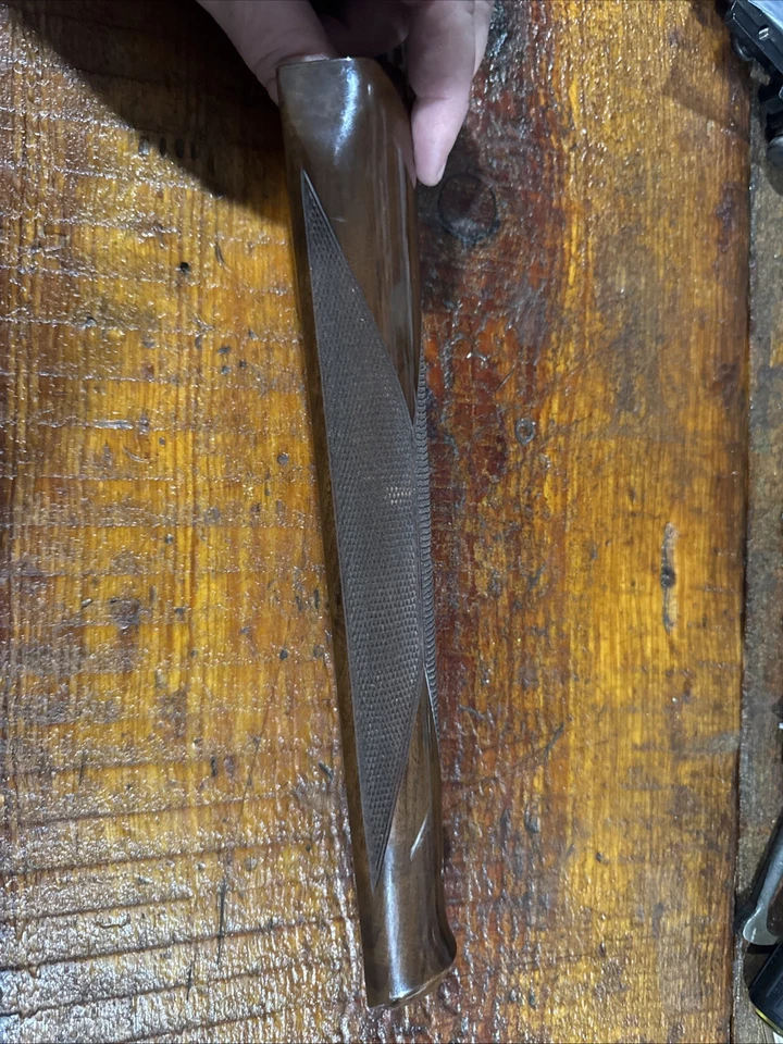 Fábrica Browning B-78 antebraço dianteiro de alta qualidade para cano octógono. Usado. - Imagem 4 de 4