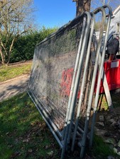 6 HERRAS HARRIS FENCE PANELS AND 6 BASES £150 on collection SG11 job lot