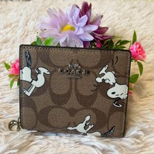 COACH x PEANUTS Snoopy Print Signature Snap Wallet Limited pattern C4591 from JP