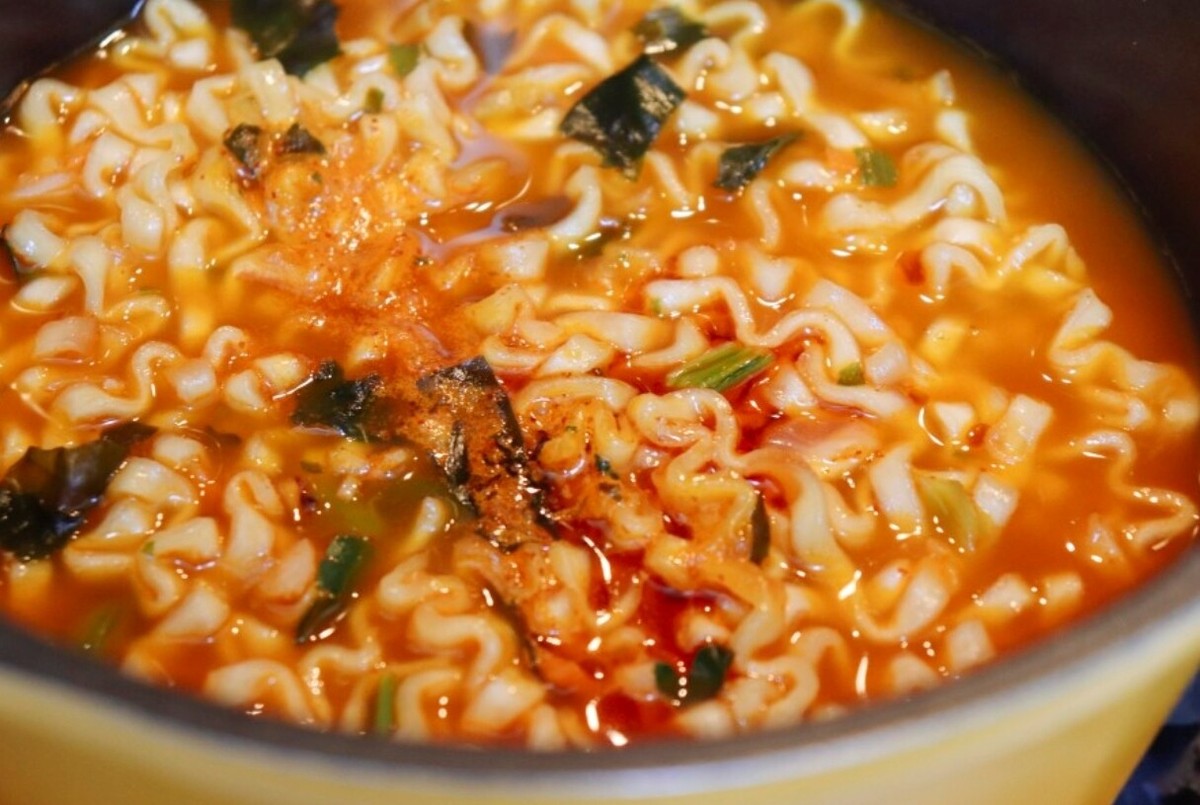 Korean Hot Spicy Instant Noodle OTTOGI JIN JJAMBBONG Ramen 4pack