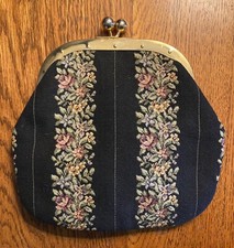 Gorgeous Vintage GOLDPFEIL BOUTIQUE Black Floral Tapestry Clutch Purse/Bag