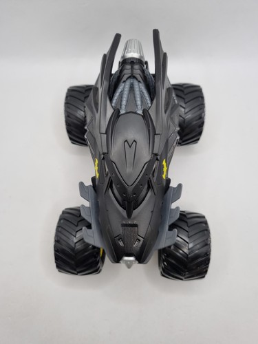Monster Jam Batman Monster Truck 2021 gran escala 1:24 diecast raro en muy buena condición - Imagen 8 de 10