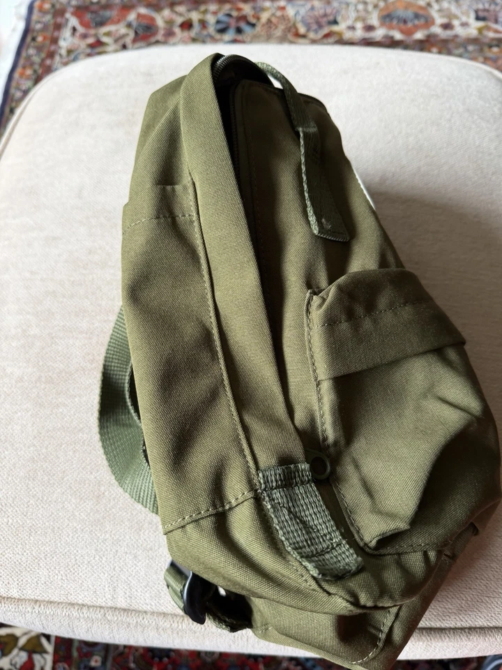 Fjällräven Kanken Mini Rucksack - Oliv 27cm X 20cm - Bild 4 von 4