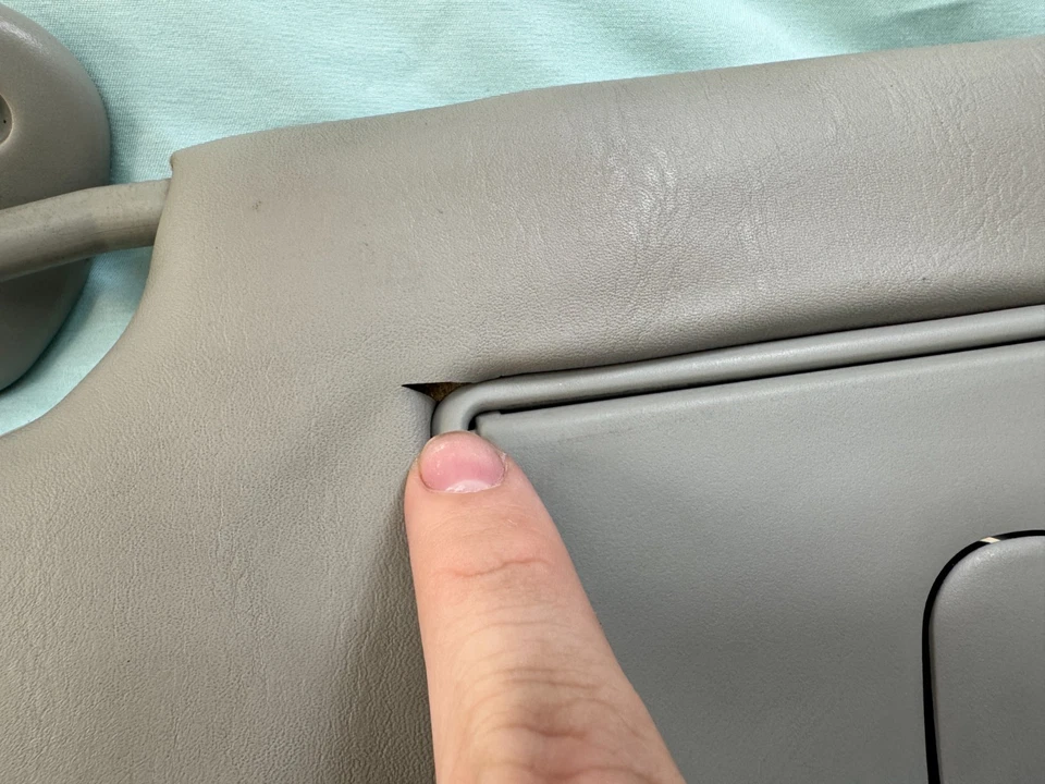 Juego de pares de parasoles gris para conductor y pasajero Chevy Tracker Grand Vitara 1999-2004 Foto 3 de 4