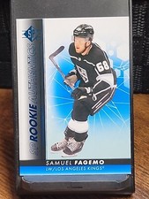 I 22/23 2022 SP HOCKEY ROOKIE AUTHENTICS BLUE PARALLEL Samuel Fagemo Mint Rc 
