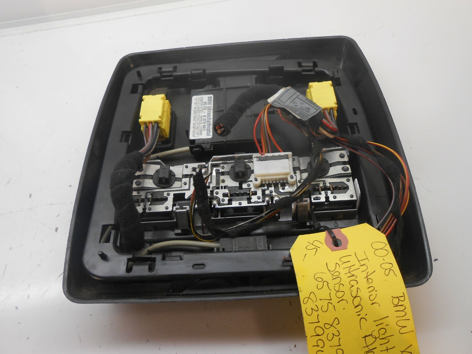 20002005 BMW X5 DOME LIGHT W/ ALARM SENSOR 65758379941 OL0033 eBay