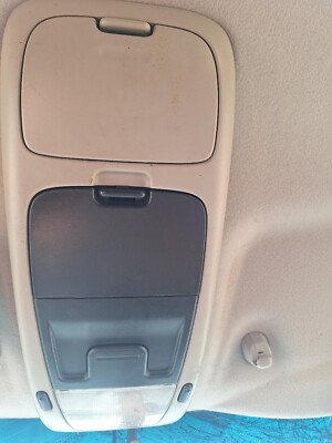 2002 Ford Explorer Overhead Compartment Console with Lights Storage Used