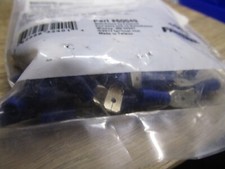  100 22-16 AWG 10 Stud Vinyl Insulated Butted Seam Fork Terminal