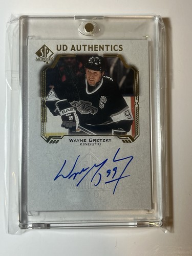 Wayne Gretzky #UDA-WG card from 2021 SP Authentic UD Autographs