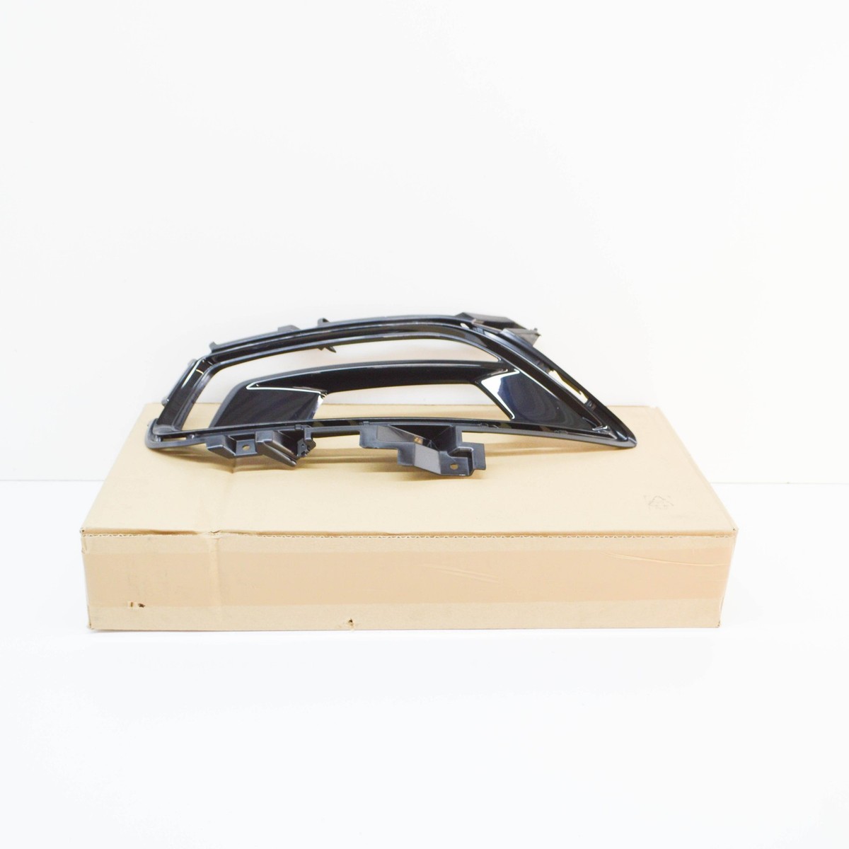 AUDI A8 4H Grille de pare-chocs avant droite 4H0807680ET94 NOUVEAU
