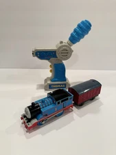 Trackmaster RC Thomas Hit Toy 2006 VIDEO WORKS GUC Remote Control Backwards