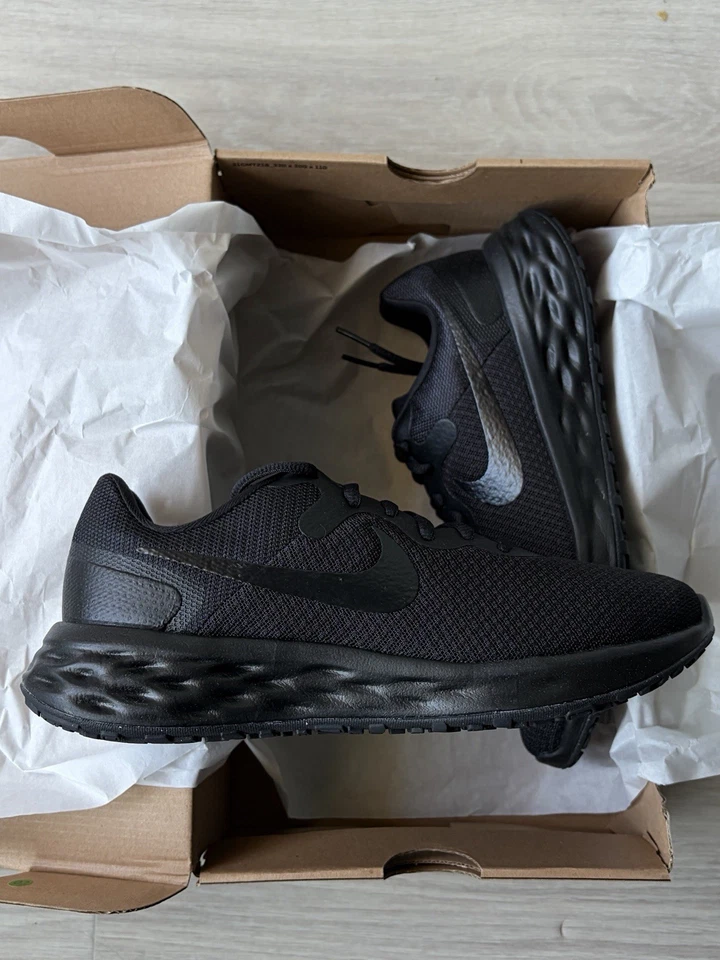 Nike Revolution 6 NN Homme Baskets Noir Lacets Course à pied EU 39 DC3728-001 - Photo 2/4