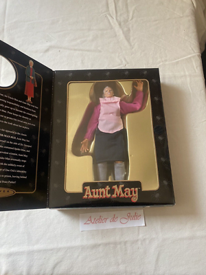 Figurine Marvel Famous Cover Series – Tante May (Aunt May) – Toy Biz – PVC