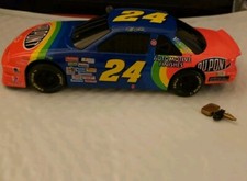 Nascar 24 Jeff Gordon Die Cast Coin Bank w/ Lock 1994 Racing Champions