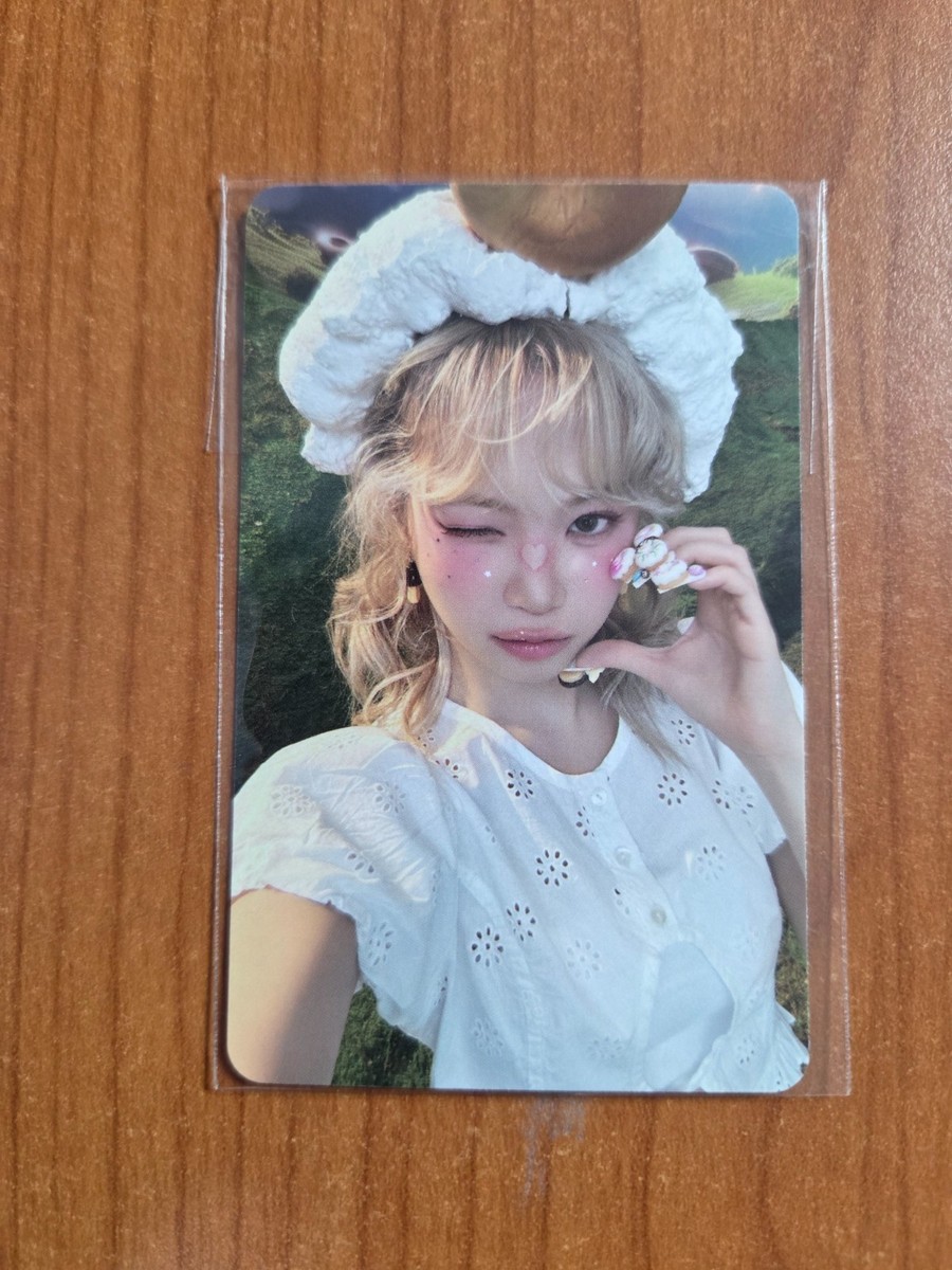 LE SSERAFIM Chaewon Photocard Official 