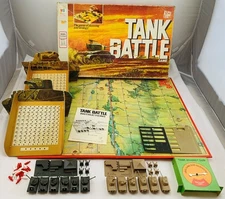 1975 Tank Battle Game by Milton Bradley Complete in Great Condition FREE SHIP