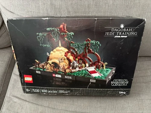 LEGO Star Wars: Dagobah Jedi Training Diorama (75330) New Factory Sealed Retired