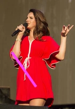 Photo taille au choix LANA DEL REY (1847)