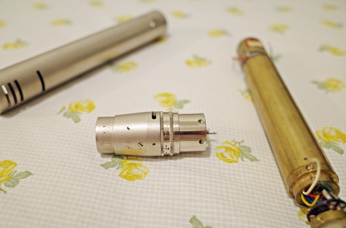 AKG D224E TWO-WAY DYNAMIC MICROPHONE VINTAGE FOR PARTS ONLY AKG D224E TWO-WAY DYNAMIC MICROPHONE VINTAGE FOR PARTS ONLY